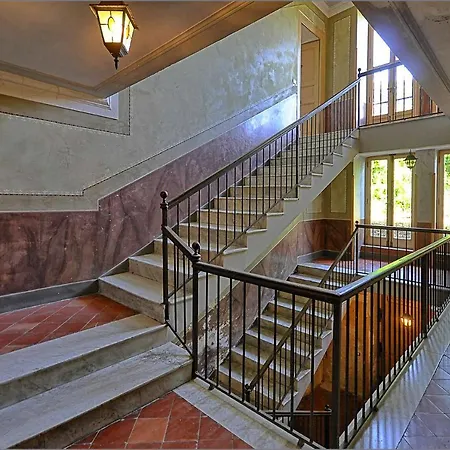 Anthea فندق مبيت وإفطار 4*