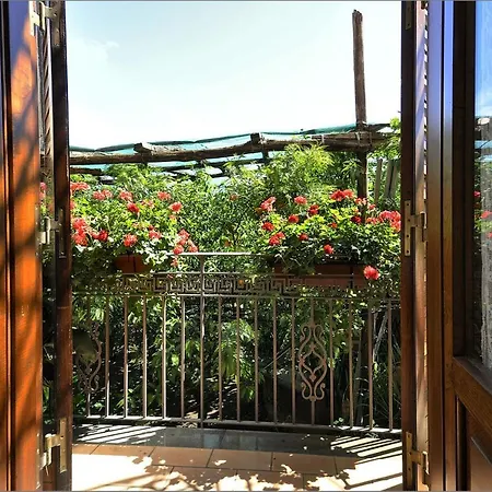 فندق مبيت وإفطار Anthea 4*