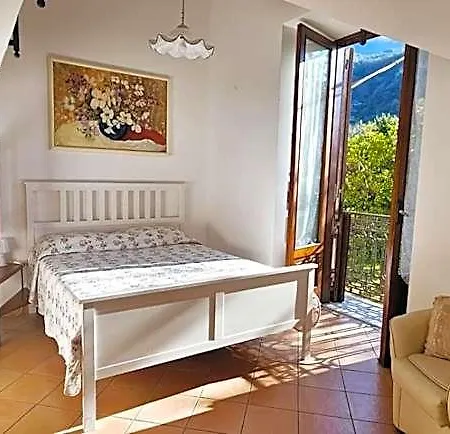 Anthea Bed & Breakfast 4*