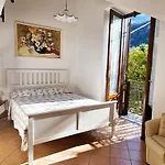 Anthea 4*